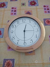 Orologio IKEA da parete con cornice in legno