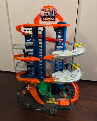 Mega garage Ultimate Hot Wheels