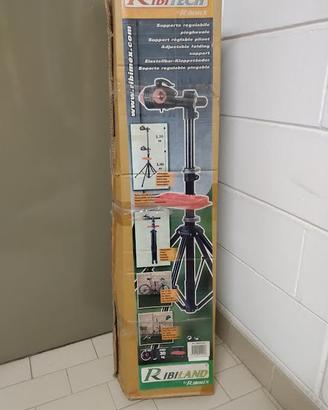 Supporto regolabile pieghevole