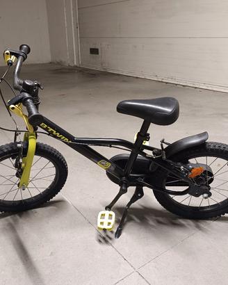 Bicicletta bambino 16" B'TWIN Dark Hero 500