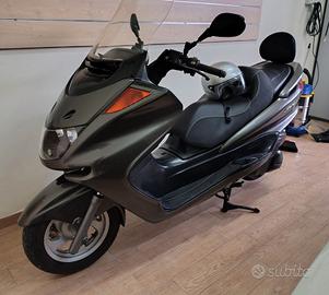 Yamaha Majesty 250 YP 