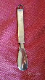 calzascarpe in ottone vintage