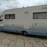 Camper semintegrale  Sailer Rimor 748