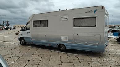 Camper semintegrale  Sailer Rimor 748