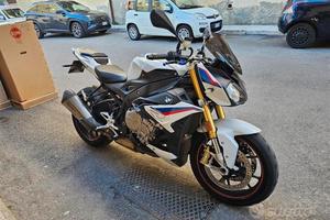 Bmw S 1000 R S1000R S1000 R AKRAPOVIC