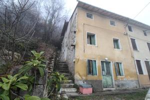 Casa indipendente di 110 m² con 5 locali a Chiampo