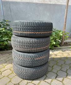 Pneumatici 4stagioni e cerchio in metalli