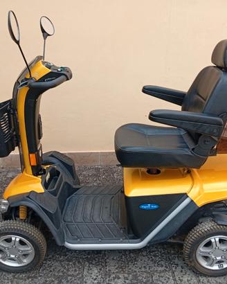 Scooter elettrico per anziani