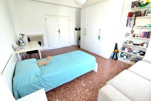 CAMERA SINGOLA PER STUDENTESSA - Porta a Lucca