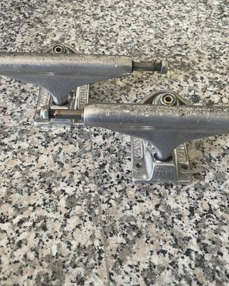 Truck da skateboard Independent forged titanium139