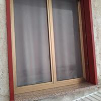 finestra in alluminio