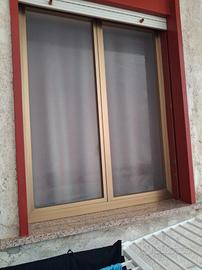 finestra in alluminio