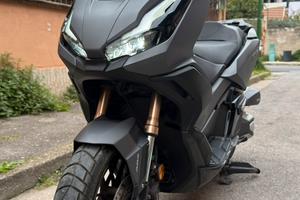 Honda ADV 350 - in perfette condizioni