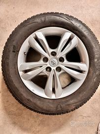 Cerchi  e pneumatici invernali Hyundai da 17