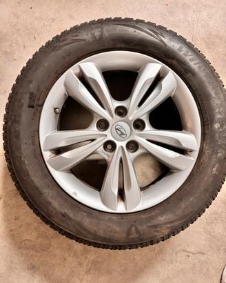 Cerchi  e pneumatici invernali Hyundai da 17