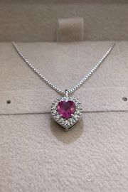 Collana oro bianco 18kt pendente a cuore in rubino