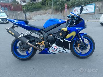 Yamaha R1 2002