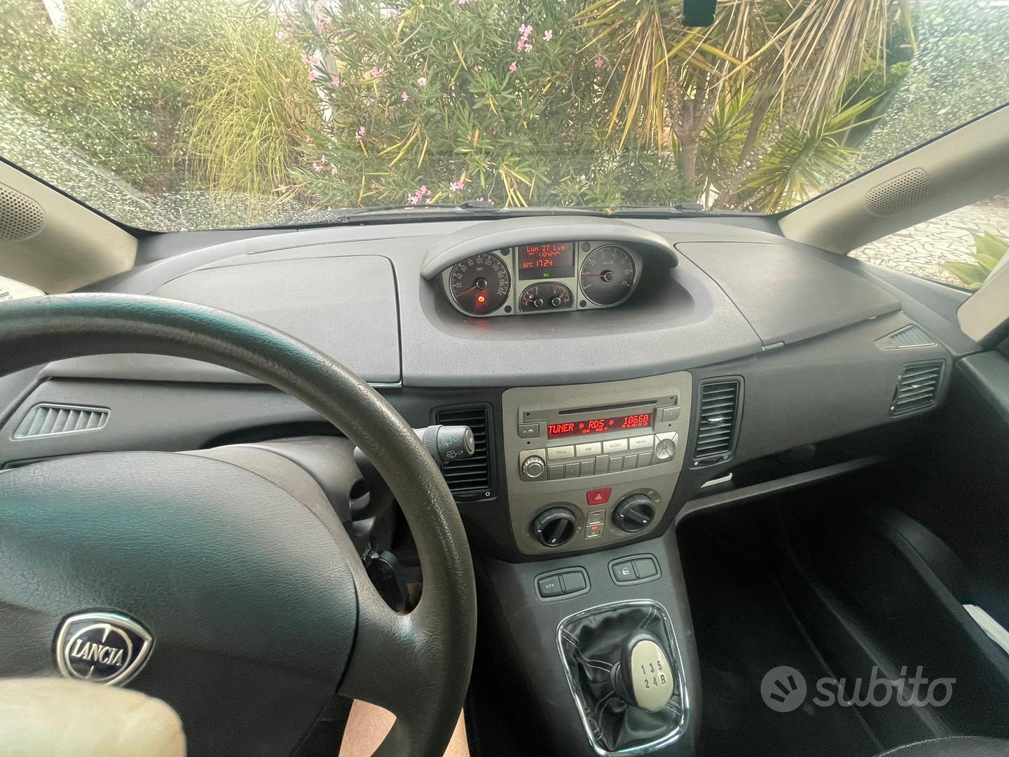 Lancia Musa 2009 photo 4