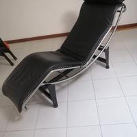 chaise long