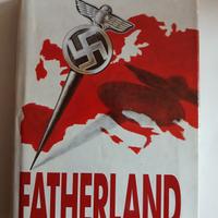 Libro famoso "Fatherland" di Robert Harris