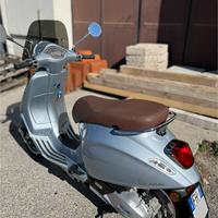 Vespa primavera 150