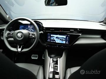 Alfa Romeo Junior Hybrid eDCT6 Speciale km0