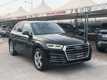 Audi Q5 2.0 TDI 190 CV 2xS-Line