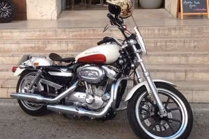 Harley-Davidson XL883 Superlow