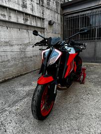 KTM Superduke 1290 R EVO
