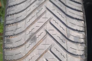 Pneumatici Hankook 4 stagioni 205/70/15 96T