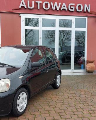 TOYOTA Yaris 1.0i 16V cat 5 porte '03 140.000