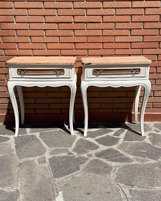 Comodini in stile provenzale