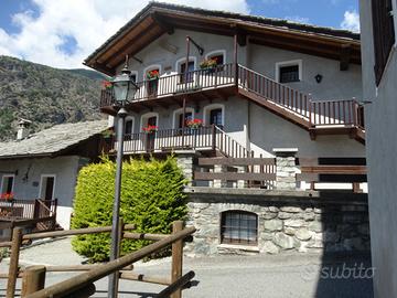 IN TIPICO VILLAGGIO DI MONTAGNA