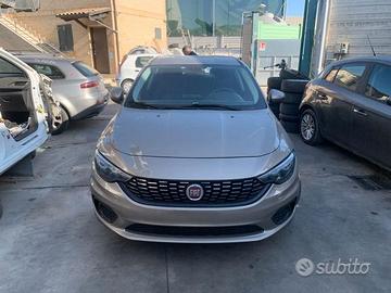 FIAT TIPO 1.4 B - ANNO 2017 - PER RICAMBI