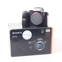 FOTOCAMERA DIGITALE MIRRORLESS SONY A7 3. CORPO.