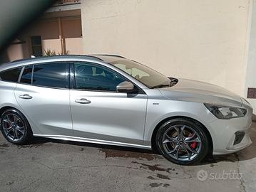 Ford Focus st line sw