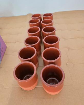 Sette di 12 bicchieri in terracotta