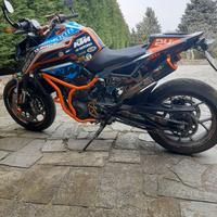 Ktm duke 790