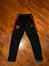 pantaloni della tuta