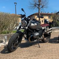 Bmw r ninet scrambler