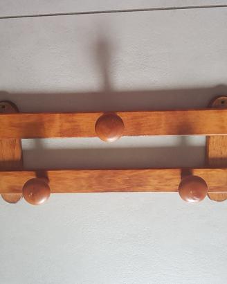attaccapanni in legno