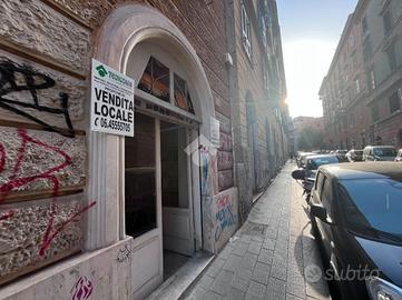 NEGOZIO A ROMA