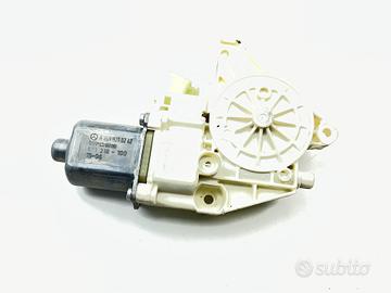MOTORINO ALZAVETRO ANTERIORE DESTRA MERCEDES Class