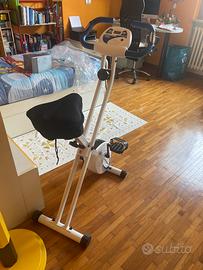 Cyclette da camera pieghevole