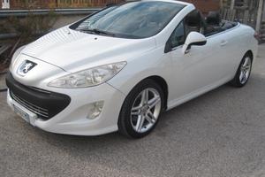 Peugeot 308 2.0 HDi 136CV CC aut. Féline
