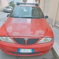 Lancia Y Con Carrello Appendice 