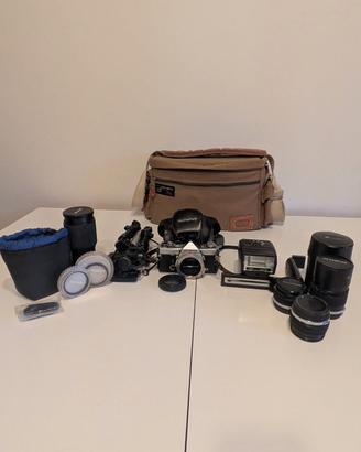 Olympus OM-1 set completo con valigia antiurto