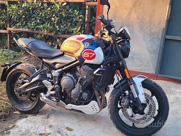 Traiumph trident 660