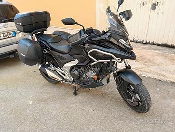  Honda Nc 750 x manuale