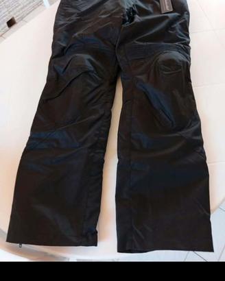 Pantaloni da moto impermeabili con protezioni 